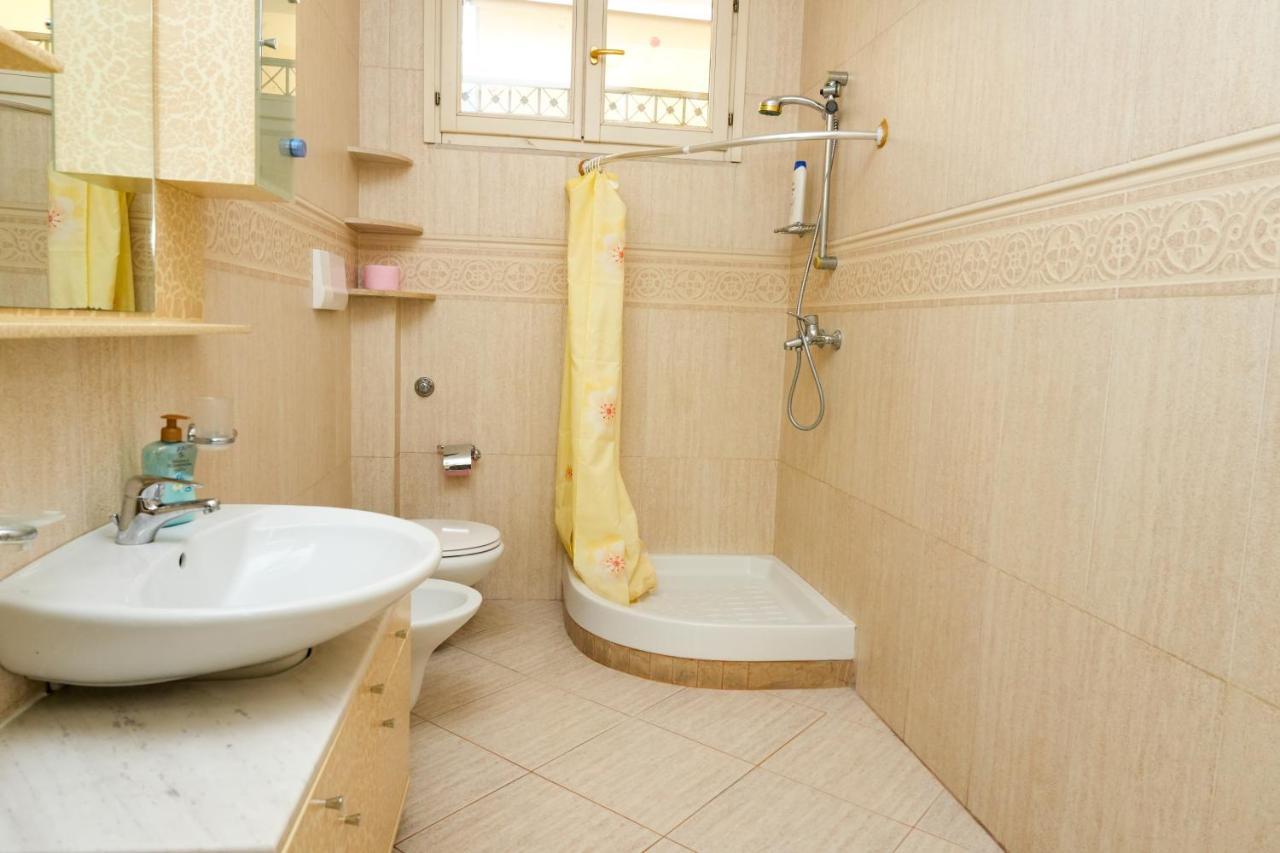 Cozy Apartment In The Heart Of Tirana ! Bagian luar foto